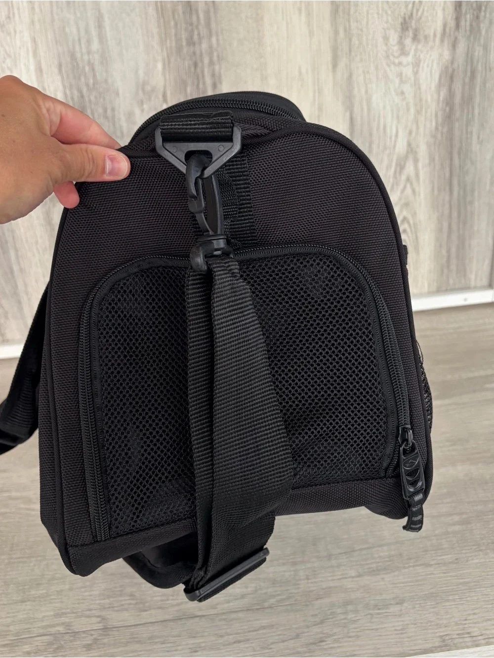 High Sierra Switch Blade industrial duffle Camera bag Black New Equipment gym